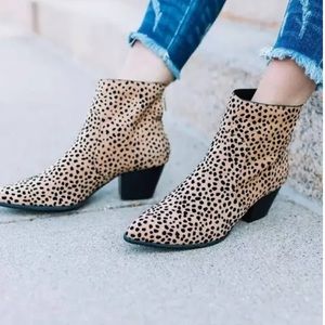 Quips Pointed Bootie